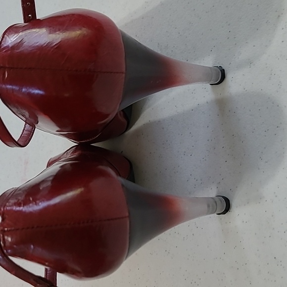 💰 BCBGirls open toe heels with ankle strap size 8 - Picture 5 of 10